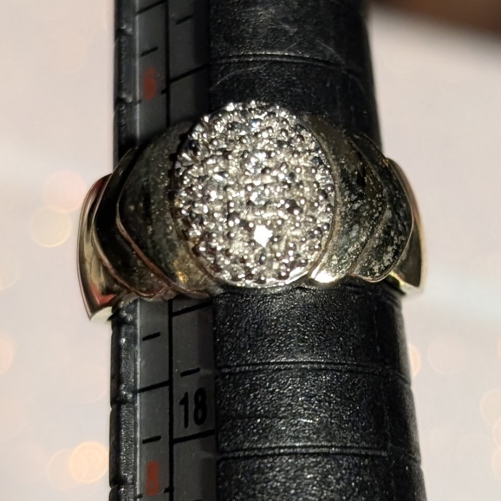 Elegant Gold and Pave Ring.  Size 5